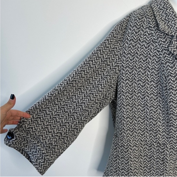 CATO WOMAN Black White Chevron Knit Jacket Coat Fall Winter Size 26/28W - Picture 2 of 7